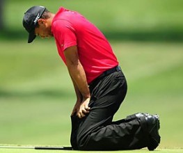 Tiger_Woods_Tem_leaving_golf