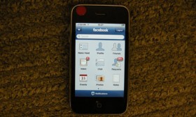 Facebook leads rise in mobile web use