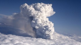 Iceland Volcano eruption - nationalturk Iceland volcano eruption that cause major flooding and air traffic delays - Image BY: Ingolfur Juliusson/Reuters