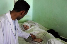 School girls poisoned in Afghanistan Doctor seeing to Fulad Hamdard/ Associated Press