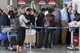 Volcano ash cloud grounds more flights 