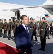 Russia, Turkey sign $20 billion nuclear power plant deal