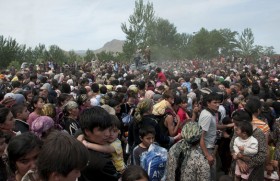 Many people need aid after Kyrgyz violence 