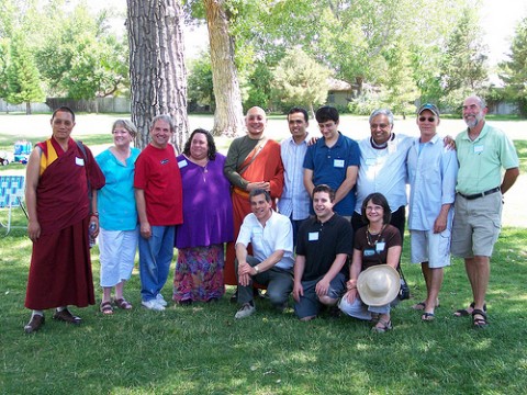 Heal the World Interfaith Picnic opens with Gayatri Mantra