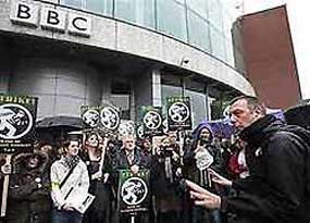 BBC Job Cuts Conduce Strikes