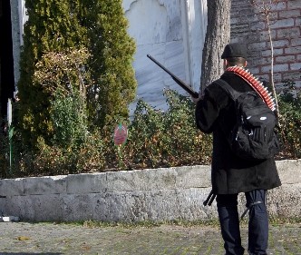 gunman-istanbul-blue-mosque-nationalturk-9331 Gunman fire at crowd near Blue Mosque and Topkapı Palace in Istanbul