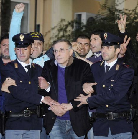 Camorra mafia boss Michele Zagaria caught after 16 years of manhunt