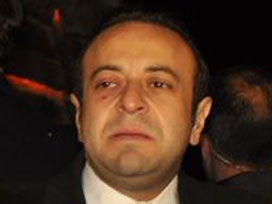 egemen-bagis-egged-nationalturk-0473 Turkish Politician Gets egged in the face