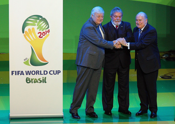  Troubles that plague the governance of football in Brazil ahead of 2014 World Cup revealed