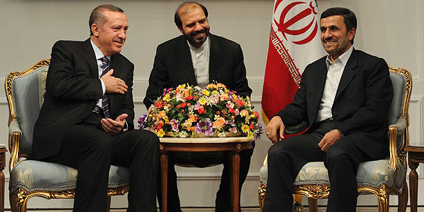 Turkish PM Erdogan helds series of official talks in Iran