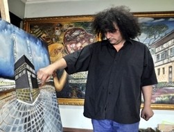 Orhan Albaş, a Turkish painter shows the artworks the burglar has'nt even noticed ! Orhan Albaş, a Turkish painter shows the artworks the burglar has'nt even noticed !