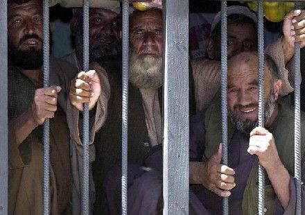 Iranian Supreme Leader Grants Amnesty to 1,002 Iranian Prisoners
