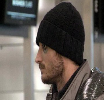 Albert Riera at the Istanbul airport after being hospitalized by Galatasaray teammate Felipe Melo