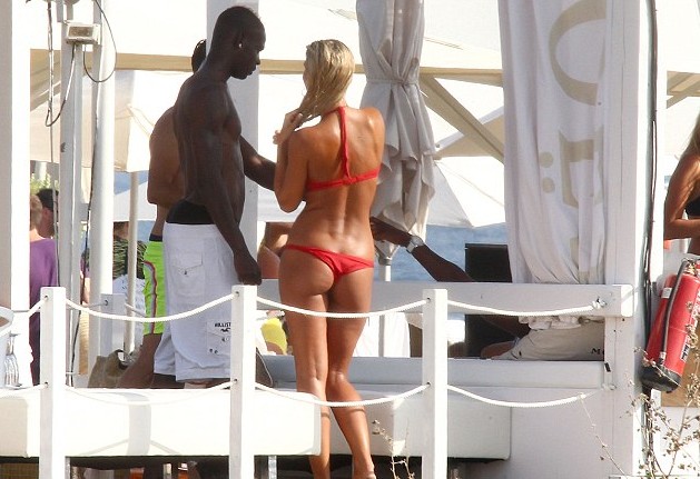 Encounters with Balotelli and blonde lady in red bikini in Ibiza