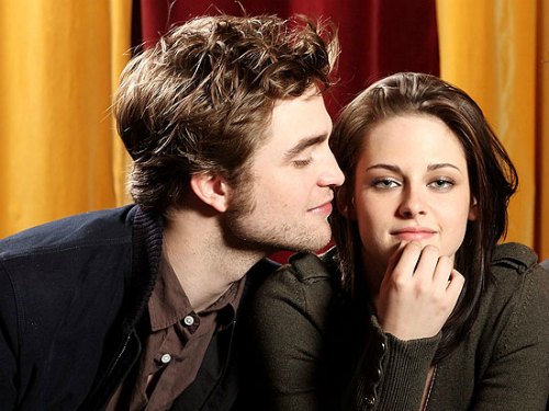 Twilight stars Robert Pattison & Kristen Stewart get married in their real life Twilight stars Robert Pattison & Kristen Stewart get married in their real life