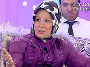 Islamist showgirl and family consultant Sibel Üresin