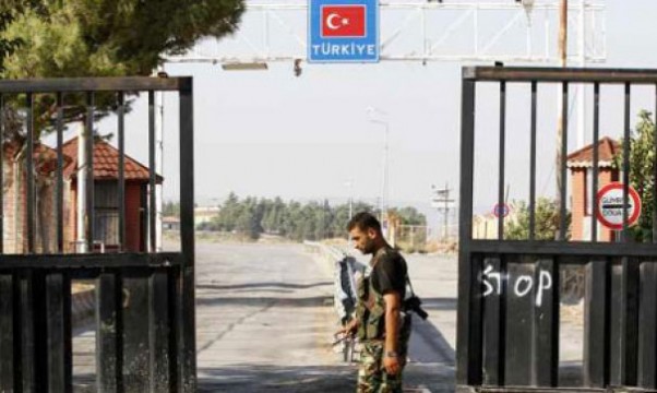 Syria Turkey Border gets closed - No more Syrian refugees ?