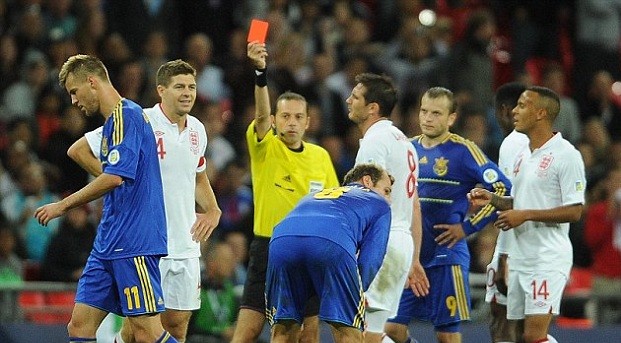 Steven Gerrard's first international Red Card in His Football Career