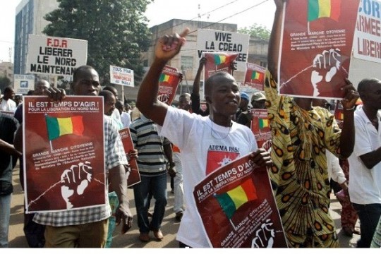 MALIANS MARCHING ON THE STREETS OF BAMAKO CALLING FOR INTERNATIONAL SUPPORT IN THE CRISIS. MALIANS MARCHING ON THE STREETS OF BAMAKO CALLING FOR INTERNATIONAL SUPPORT IN THE CRISIS.