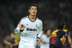 Barcelona vs Real Madrid - Ronaldo with his now trademark after goal-coolness, gesture to barcelona fans at Capm Nou : Chill ese !