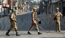 Indefinite curfew imposed in parts of Indian Kashmir item-thumbnail