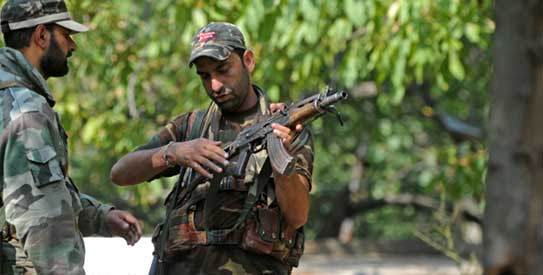 Policemen in action during gunfight in Kashmir: File Pic