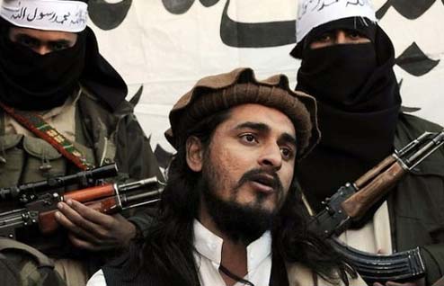  TTP chief Hakeemullah Mehsud talking to mediamen in Pakistan: File Pic