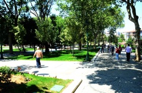 Istanbul Taksim square Gezi Park reopens by Governor / Turkey News item-thumbnail