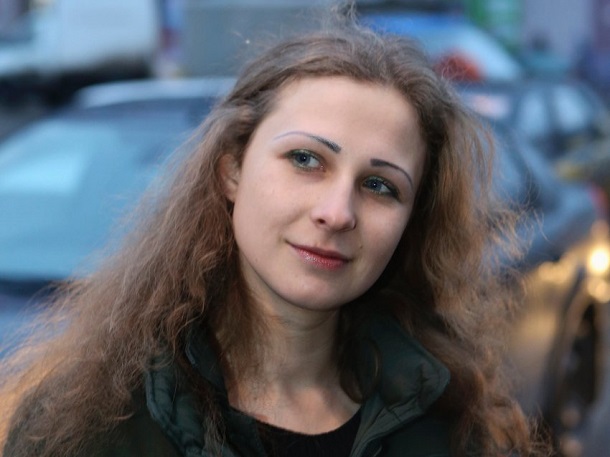 Alyokhina, member of Russian punk band Pussy Riot, speaks to the media at a train station in Nizhny Novgorod Alyokhina, member of Russian punk band Pussy Riot, speaks to the media at a train station in Nizhny Novgorod