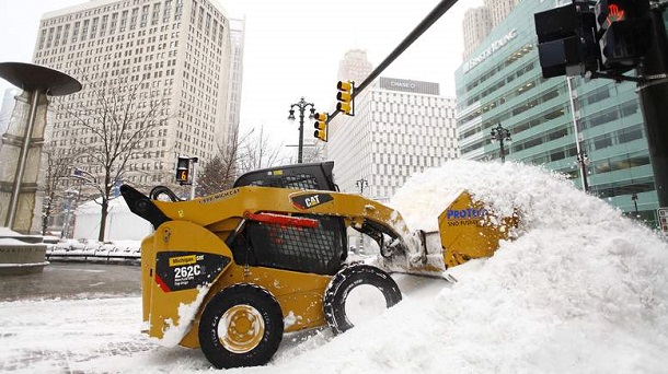 City workers have been busy moving snow in several US cities. City workers have been busy moving snow in several US cities.