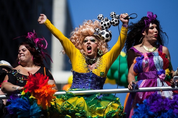 Sao Paulo Hosts World's Largest Gay Pride Parade Sao Paulo Hosts World's Largest Gay Pride Parade