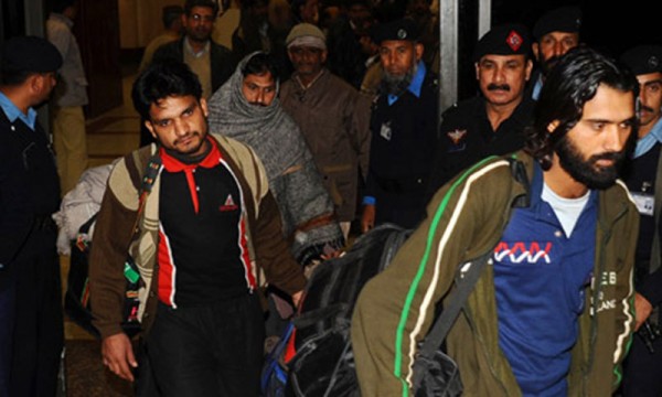 Pakistanis returning from Libya after fleeing from conflict-hit country. File Pic