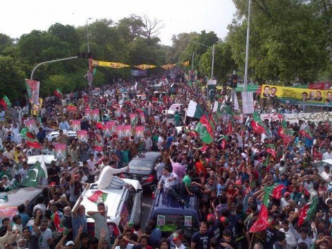 Protestors in Pakistan demanding ouster of PM Nawaz Sharif.