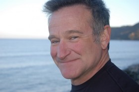 Actor and comedian Robin Williams died by suicide age 63 / Breaking News item-thumbnail