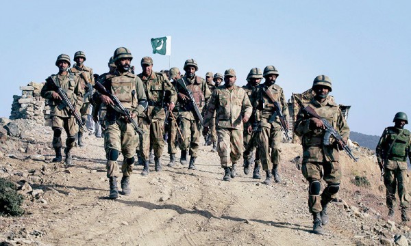 Pakistan soldiers during operation. File Pic