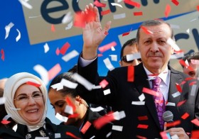 Turkey: Erdogan holds equality for unnatural / Breaking News item-thumbnail
