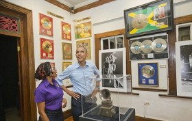 Barack Obama visits Jamaica’s Bob Marley museum item-thumbnail