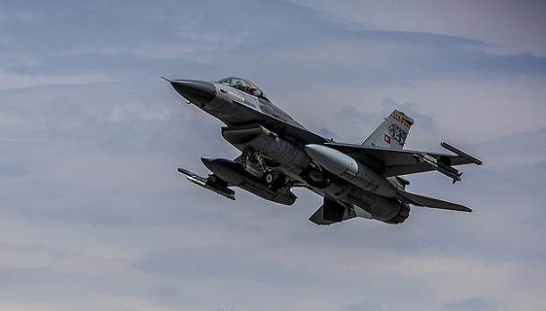 Turkish warplanes hit Daesh targets inside Syria / Breaking News item-thumbnail