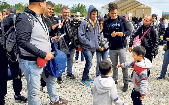 Orlando Bloom visits refugee camp