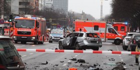 Berlin car bomb: Man dies in blast in German capital item-thumbnail