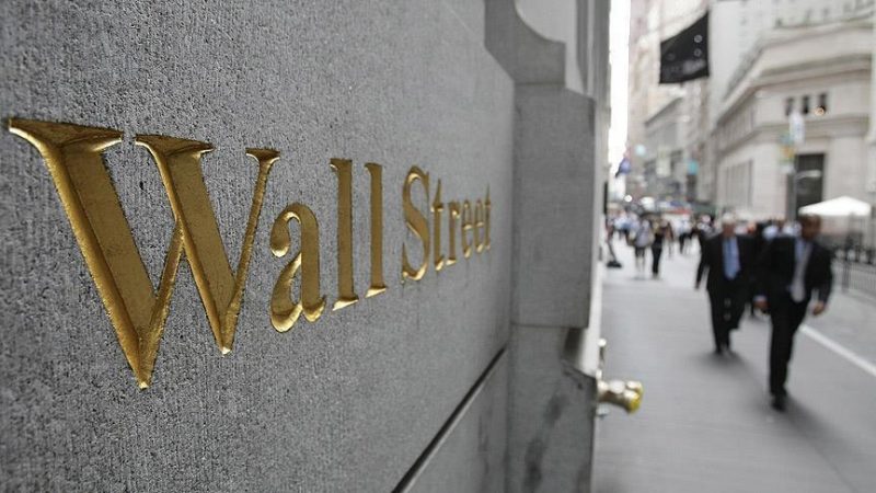 Wall Street Closes Mixed As Oil Prices Retreat Wall Street Closes Mixed As Oil Prices Retreat