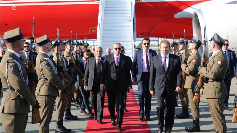 Erdogan arrives in Warsaw for trade talks item-thumbnail