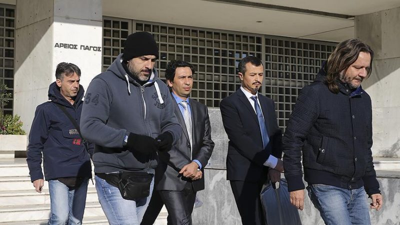 Greece refuses to extradite coup plotters to Turkey item-thumbnail