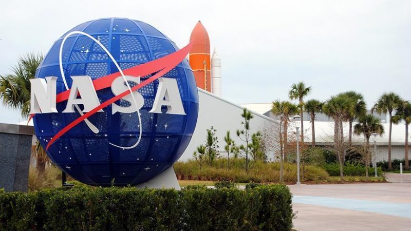 NASA finds organic matter on Mars item-thumbnail