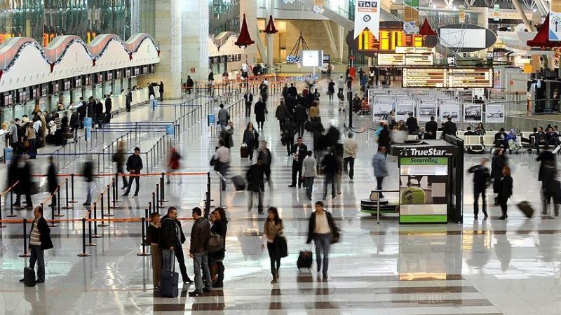 Nearly 8M foreigners visit Turkey in first 4 months of 2018 item-thumbnail