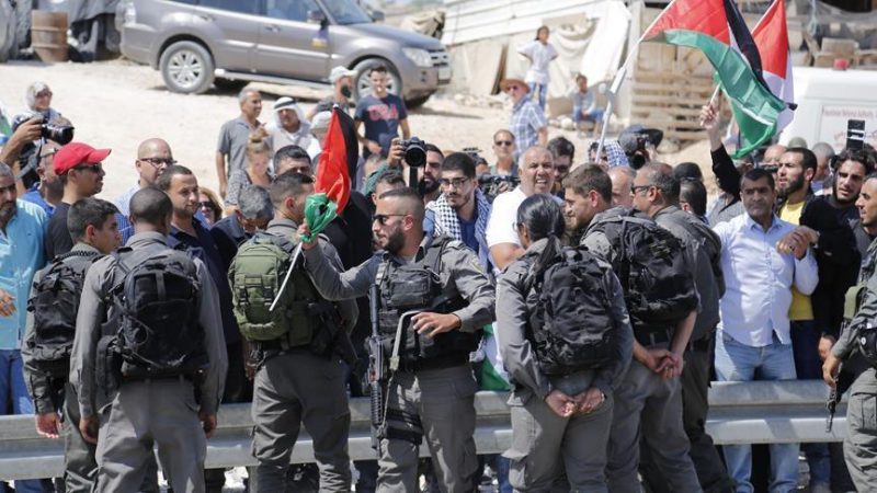 French activist detained in Israel starts hunger strike item-thumbnail