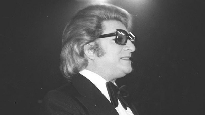 Turkey marks death anniversary of legendary music idol item-thumbnail