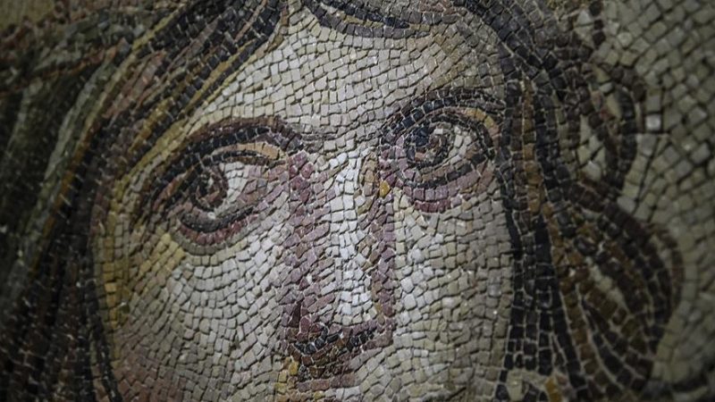 From US, Gypsy girl mosaic pieces back home in Turkey item-thumbnail
