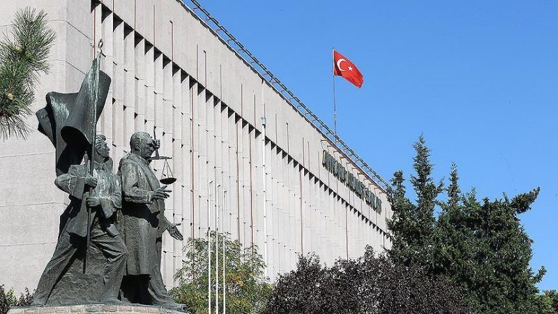 Turkey issues arrest warrants for 26 FETO suspects item-thumbnail