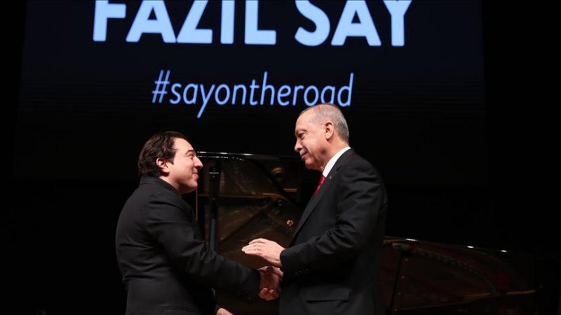 Turkish president, US senator see famed pianist perform item-thumbnail
